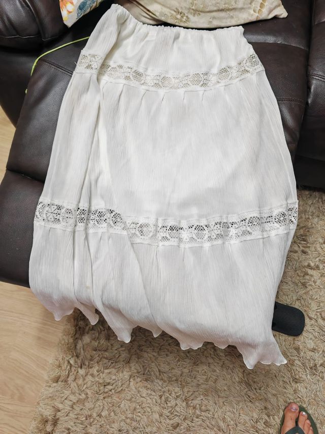 Falda larga blanca boho
