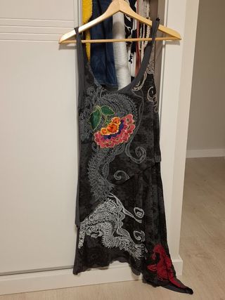 Vestido gris multicolor estampado