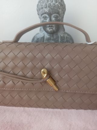 Borsa a tracolla beige intrecciata