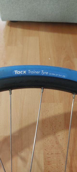 CUBIERTA TACX TRAINER 27'5 más rueda