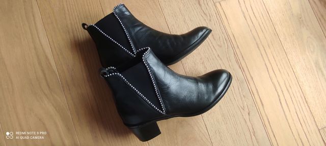 REBAJAS !!! BOTINES DE PIEL NEGROS