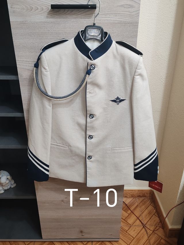 Traje comunión niño nuevos a estrenar.