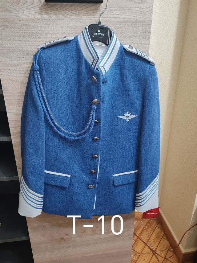 Traje comunión niño nuevos a estrenar.