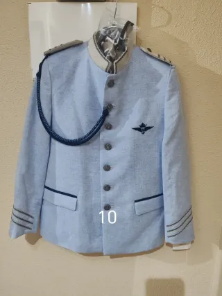 Traje comunión niño nuevos a estrenar.