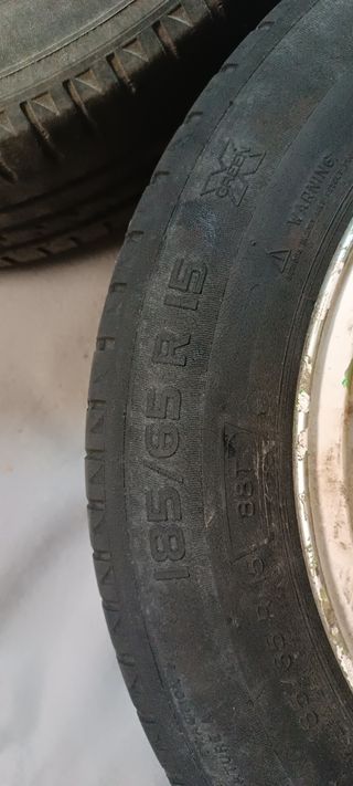2 Llantas BMW 15" usadas