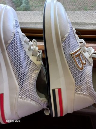 Sneakers bianche donna 37