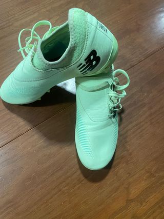 Botas fútbol New Balance Furon