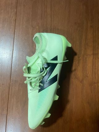 Botas fútbol New Balance Furon