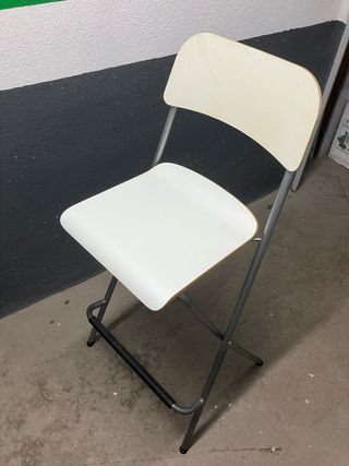 Taburete alto IKEA Franklin