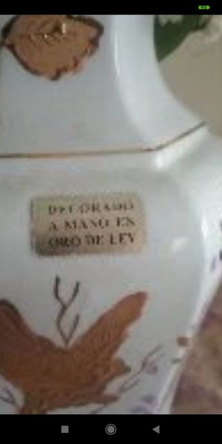 SUPER OFERTA,jarrón porcelana y oro de 39 a