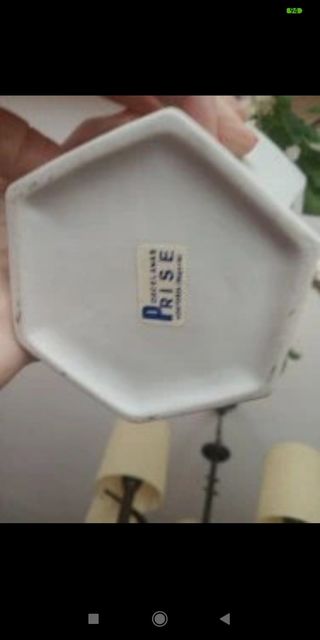 SUPER OFERTA,jarrón porcelana y oro de 39 a