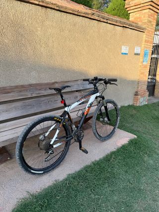 Bicicleta KTM Race Limited carbono