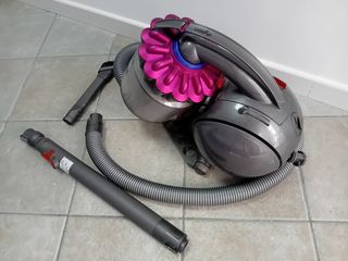 Dyson DC33 Ball: Aspirapolvere Musclehead