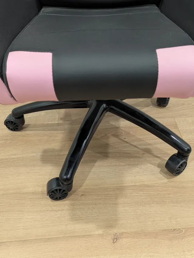 Silla Gaming Newskill Takamikura Rosa