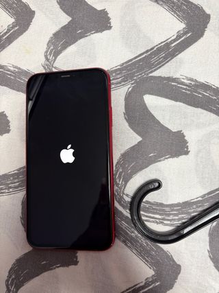 iPhone 11 rosso - 64GB