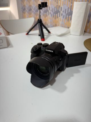 Panasonic Lumix FZ330 - Cámara