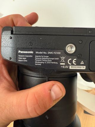 Panasonic Lumix FZ330 - Cámara