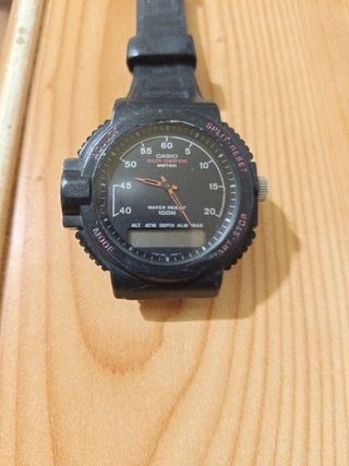 Reloj Casio Alti-Depth Meter
