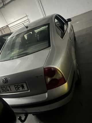 Volkswagen Passat 2001