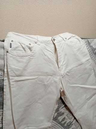 Pantalón hombre
 blanco lino/algodón

