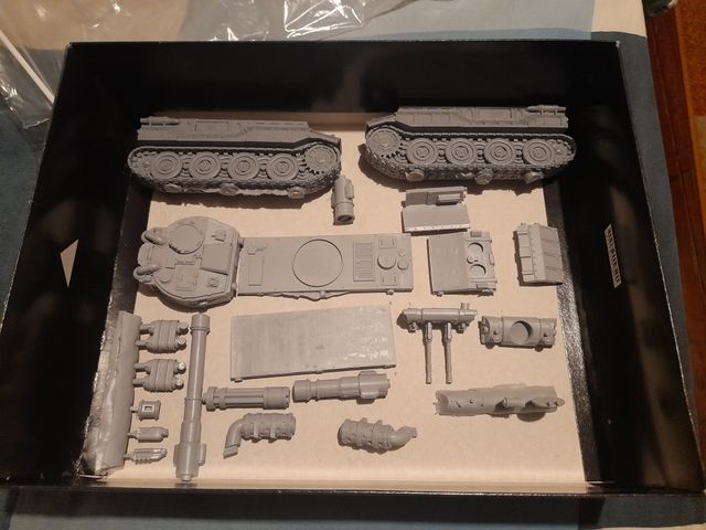 Tanque en resina Leman Russ 40k