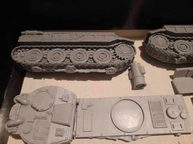 Tanque en resina Leman Russ 40k