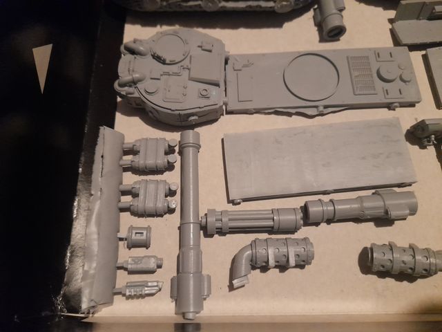 Tanque en resina Leman Russ 40k