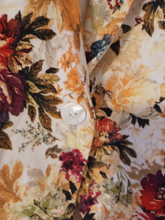Chaqueta Zara Basic flores-S