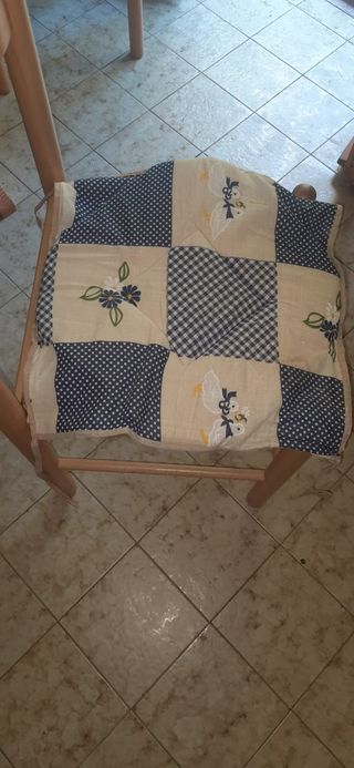 Tappeto più cuscino omaggio