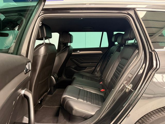 Vw Passat Variant RLine 2.0 TDI 200cv DSG 7V
