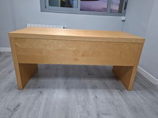 Mesa escritorio Ikea Malm haya