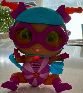 Muñeca Bellie Lily-Splash!