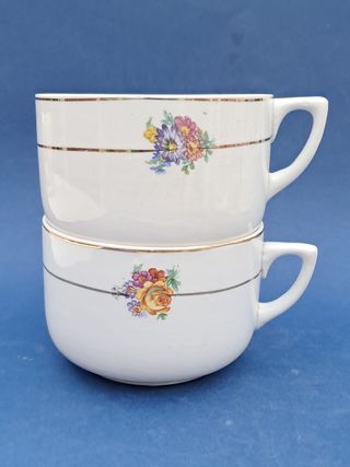 BLEA PORTONS. Pareja de tazas antiguas de  Gijón