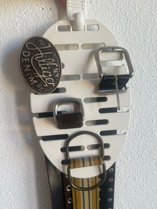 Percha para Cinturones