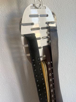 Percha para Cinturones