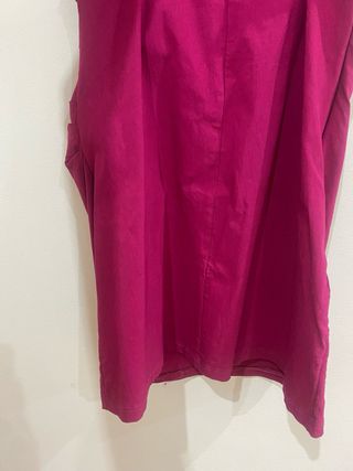 Vestido corto buganvilla ajustado.