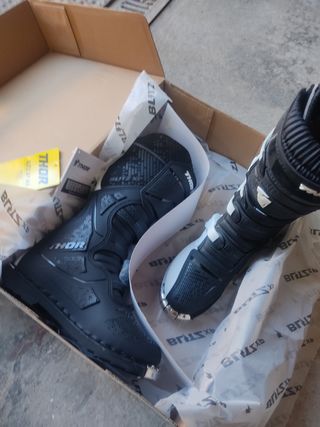 Botas Thor Blitz XP MX - Nuevas. Talla 9/43
