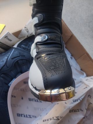 Botas Thor Blitz XP MX - Nuevas. Talla 9/43