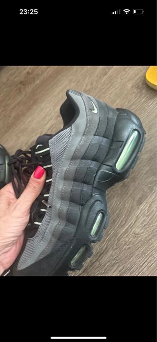 Nike Air Max 95 - Scarpe Grigio-Nero