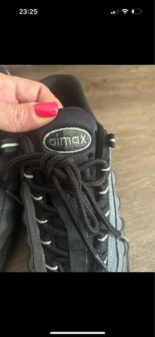 Nike Air Max 95 - Scarpe Grigio-Nero