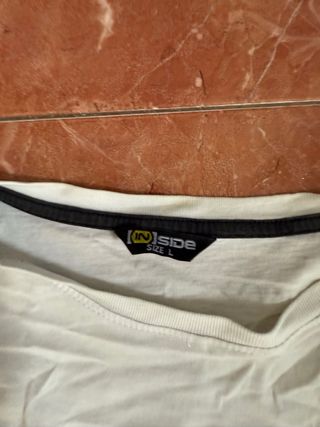 Camiseta Inside blanca