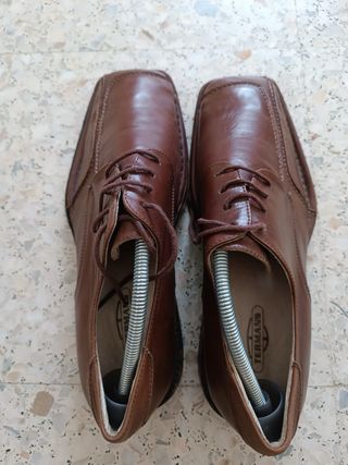Zapatos de vestir Termans marrones con cordones 
