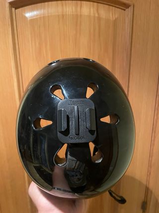 Casco tallaM BMX/Patinete + acople para la GoPro 
