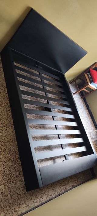 Cama matrimonio 135cm Madera lacada en negro