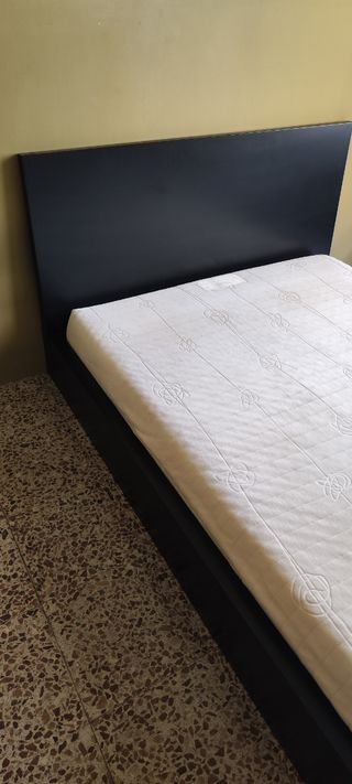 Cama matrimonio 135cm Madera lacada en negro