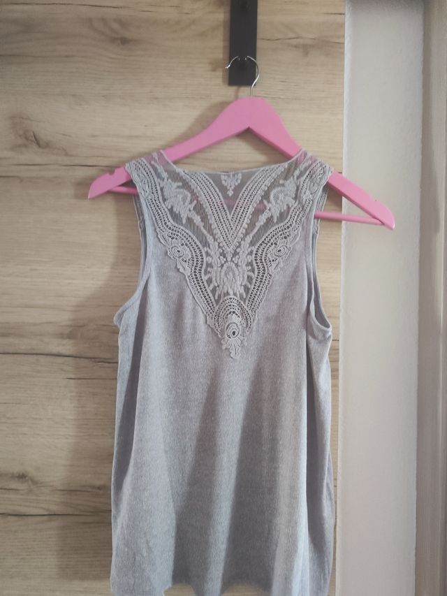 Top gris encaje - Tirantes