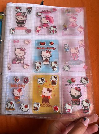 24 Carte Hello Kitty + adesivi già attaccati