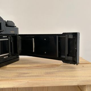 Canon A-1. Mítica cámara réflex del año 1978. 