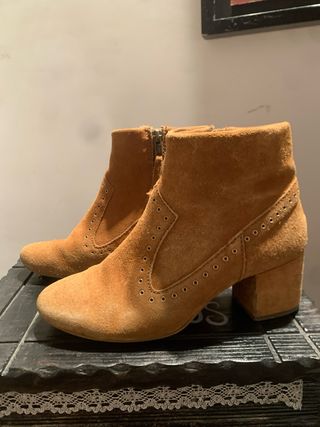 Botines Marrón Stradivarius