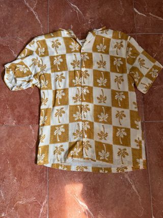Camisa Pull&Bear -  Amarilla Beige